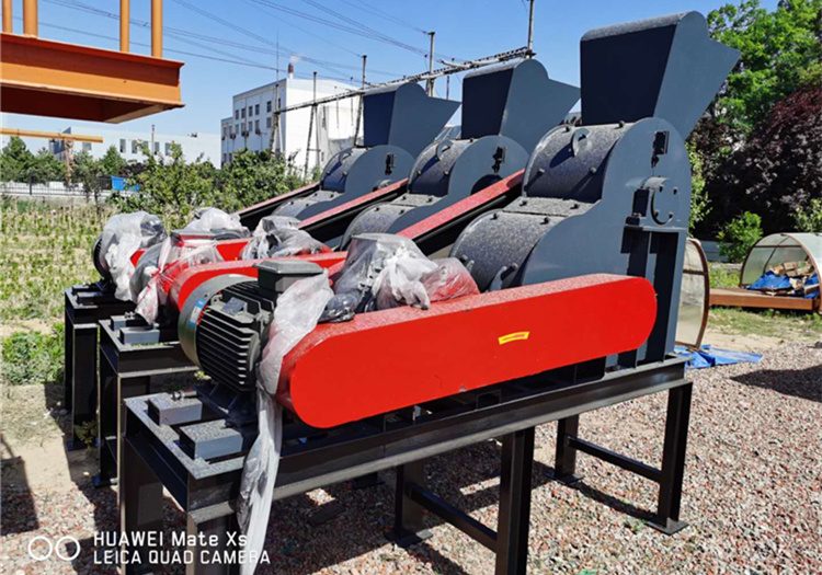 �p������C