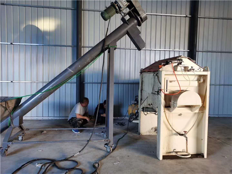 �ЙC(j��)�ʰl(f��)�͹�