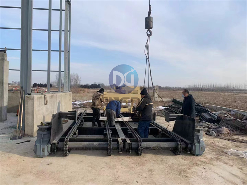 �ӱ��͑�����朰巭���C(j��)�İ��b�F(xi��n)��